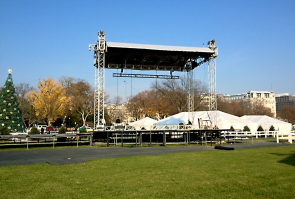 Main stage with Supermega Truss grid