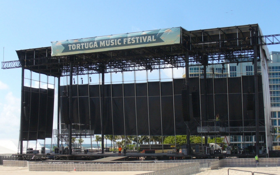 The Mountain Truss System at Tortuga Music Festival