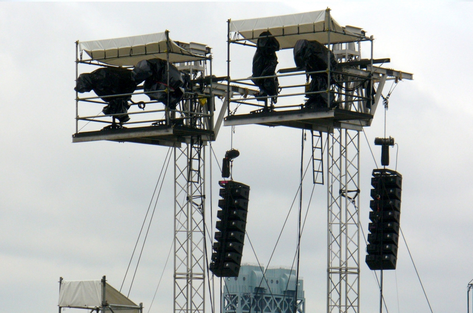 Spot/Delay towers